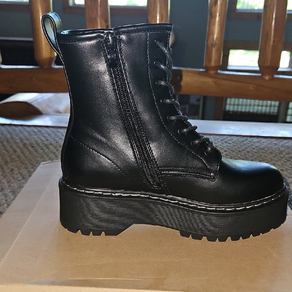 Steve Madden Moto Boot